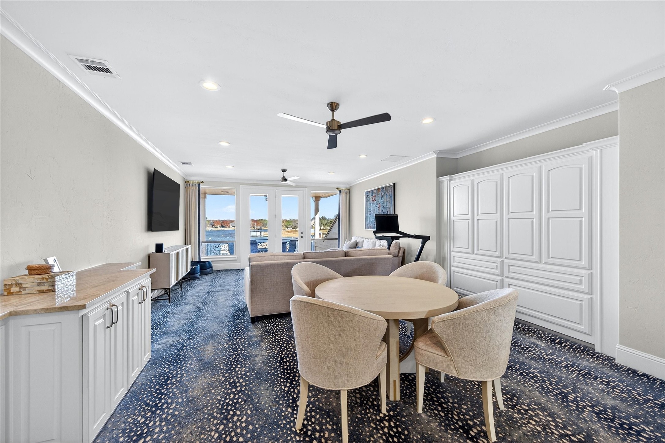 600 Kiowa Drive E Lake Kiowa TX 76240