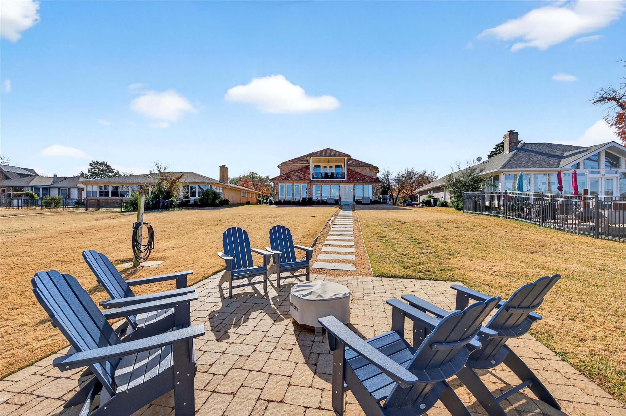 600 Kiowa Drive E Lake Kiowa TX 76240