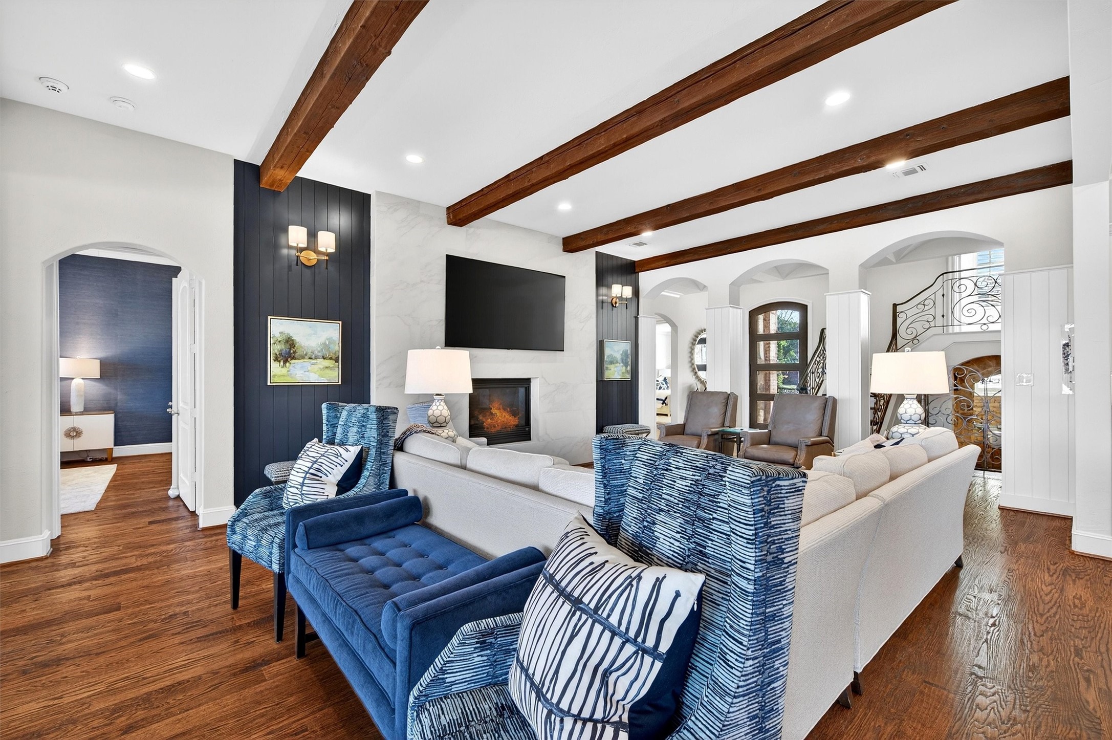 600 Kiowa Drive E Lake Kiowa TX 76240