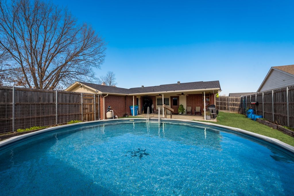 8302 Chesham Drive Rowlett TX 75088