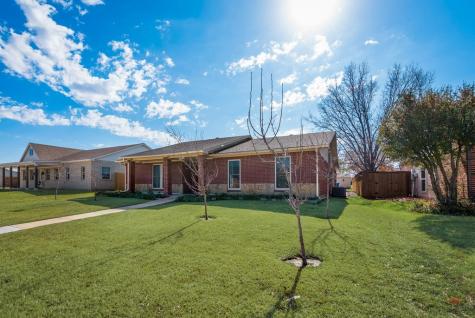 8302 Chesham Drive Rowlett TX 75088
