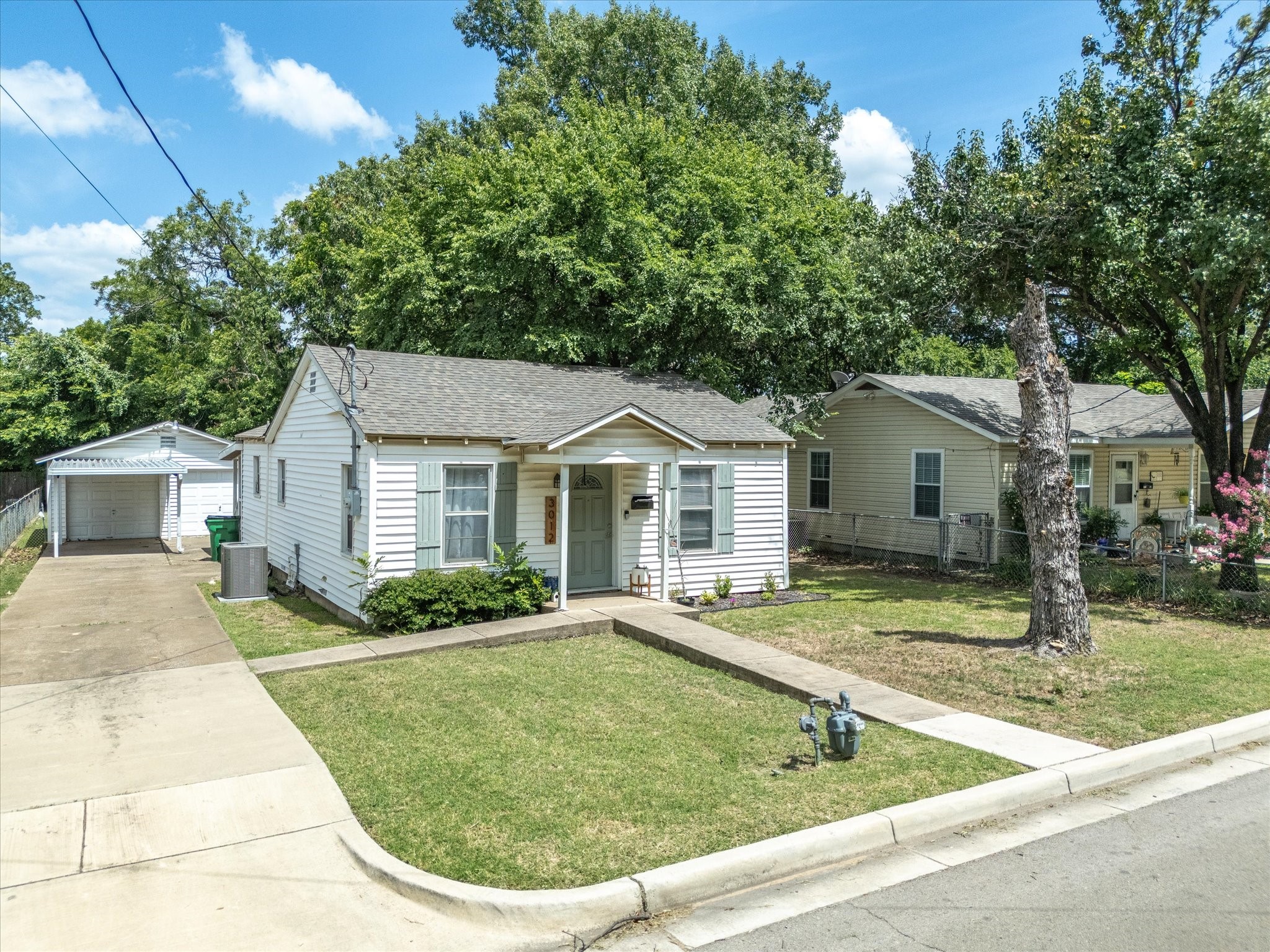 3012 Gene Lane Haltom City TX 76117