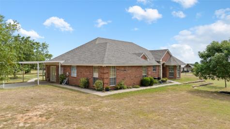 194 County Road 3383 Paradise TX 76073