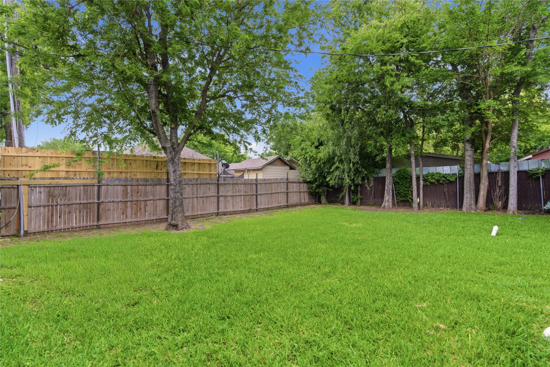 1120 E Terrell Avenue Fort Worth TX 76104