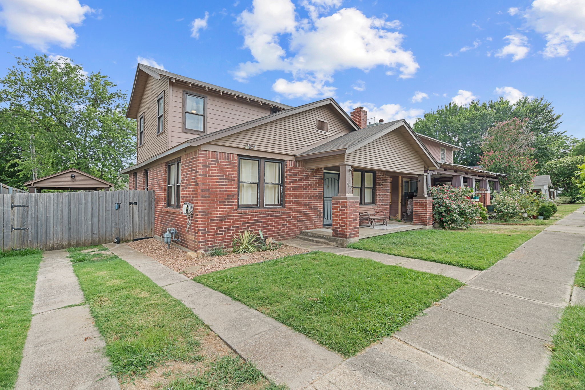 1120 E Terrell Avenue Fort Worth TX 76104