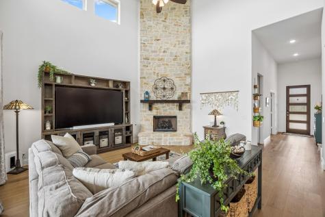 213 Lakewood Lane Ponder TX 76259