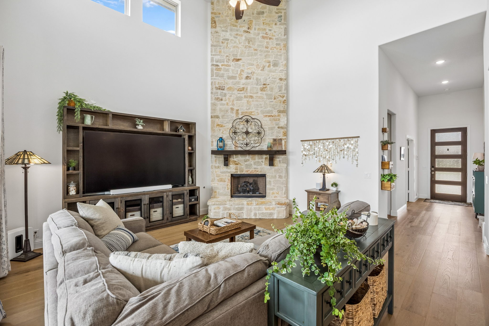 213 Lakewood Lane Ponder TX 76259