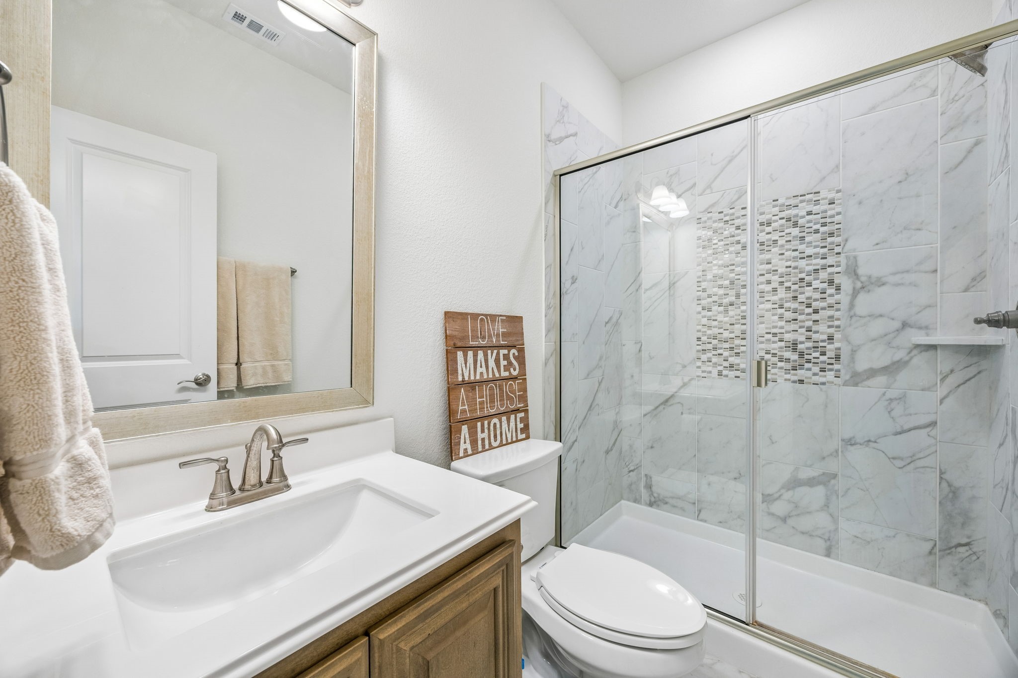 213 Lakewood Lane Ponder TX 76259