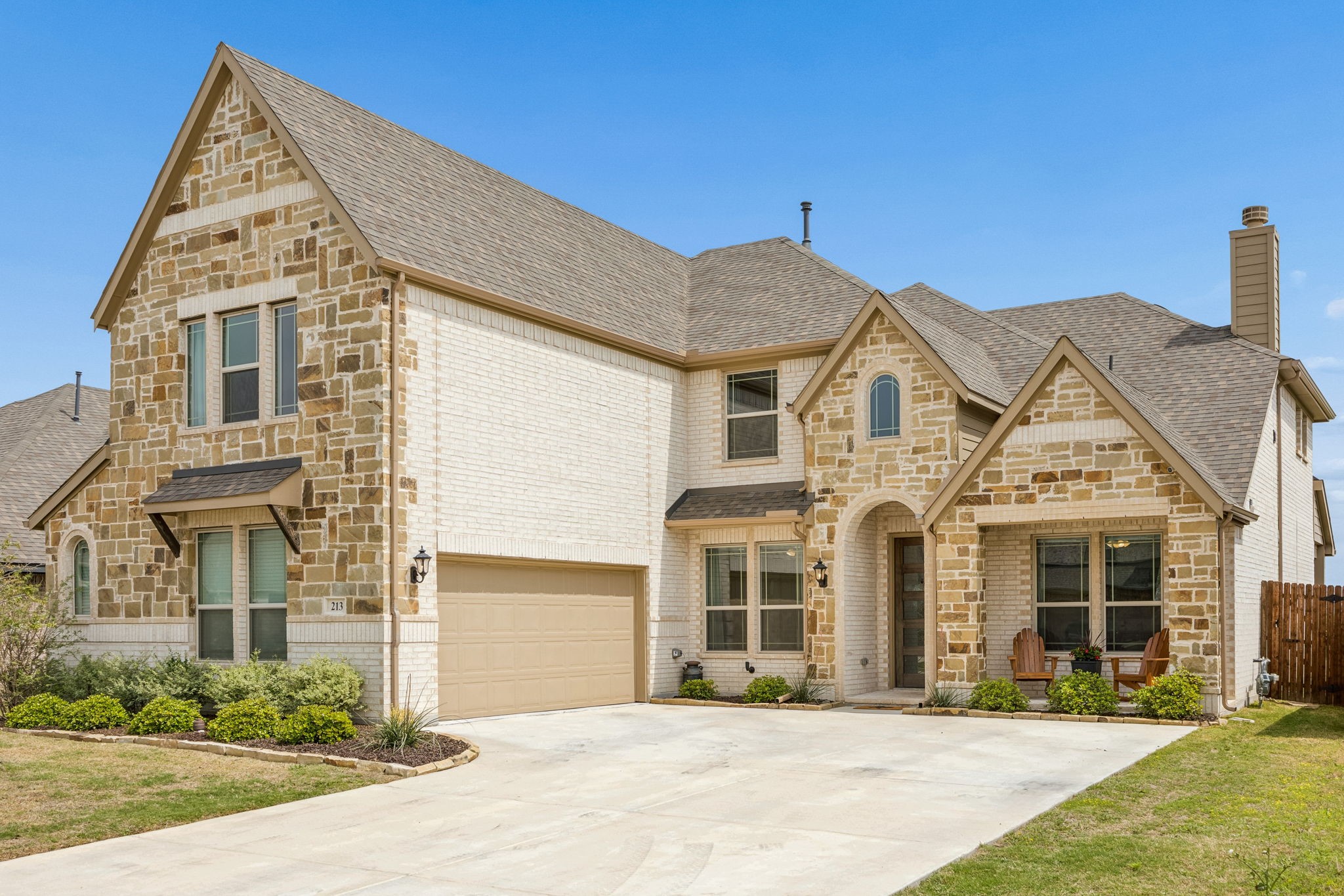 213 Lakewood Lane Ponder TX 76259