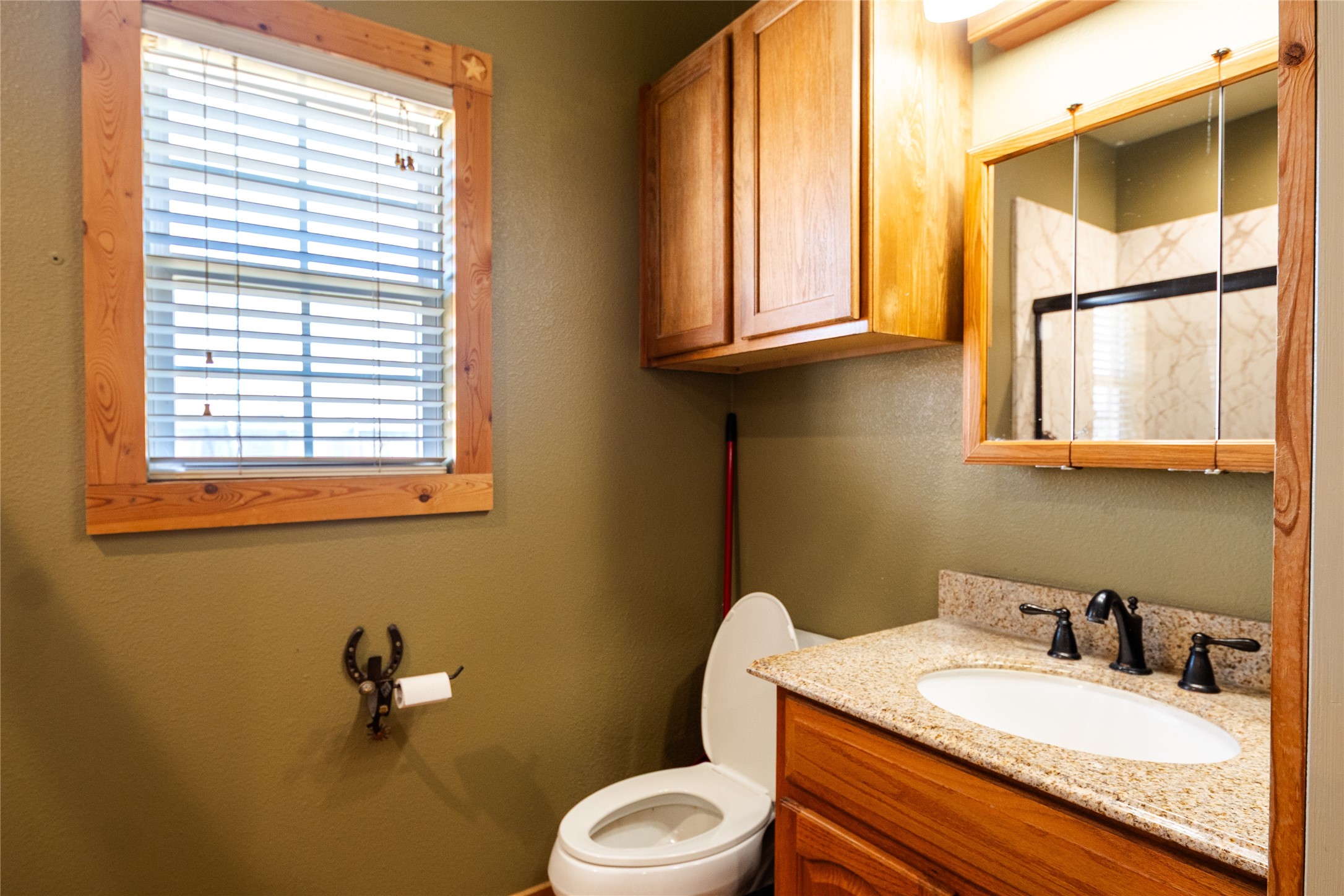 2211 Mcalpin Road Midlothian TX 76065