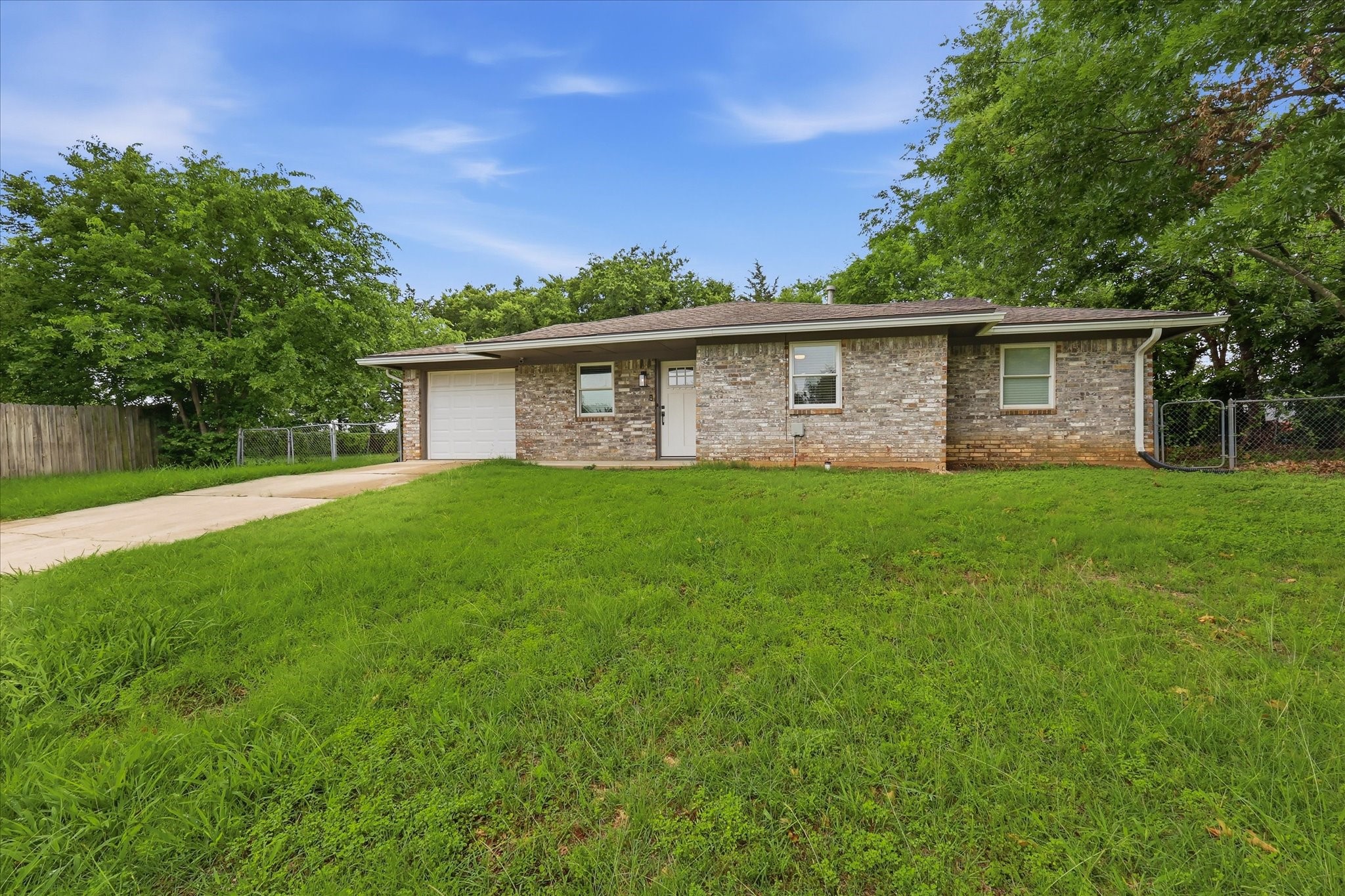 1701 Aster Street Gainesville TX 76240