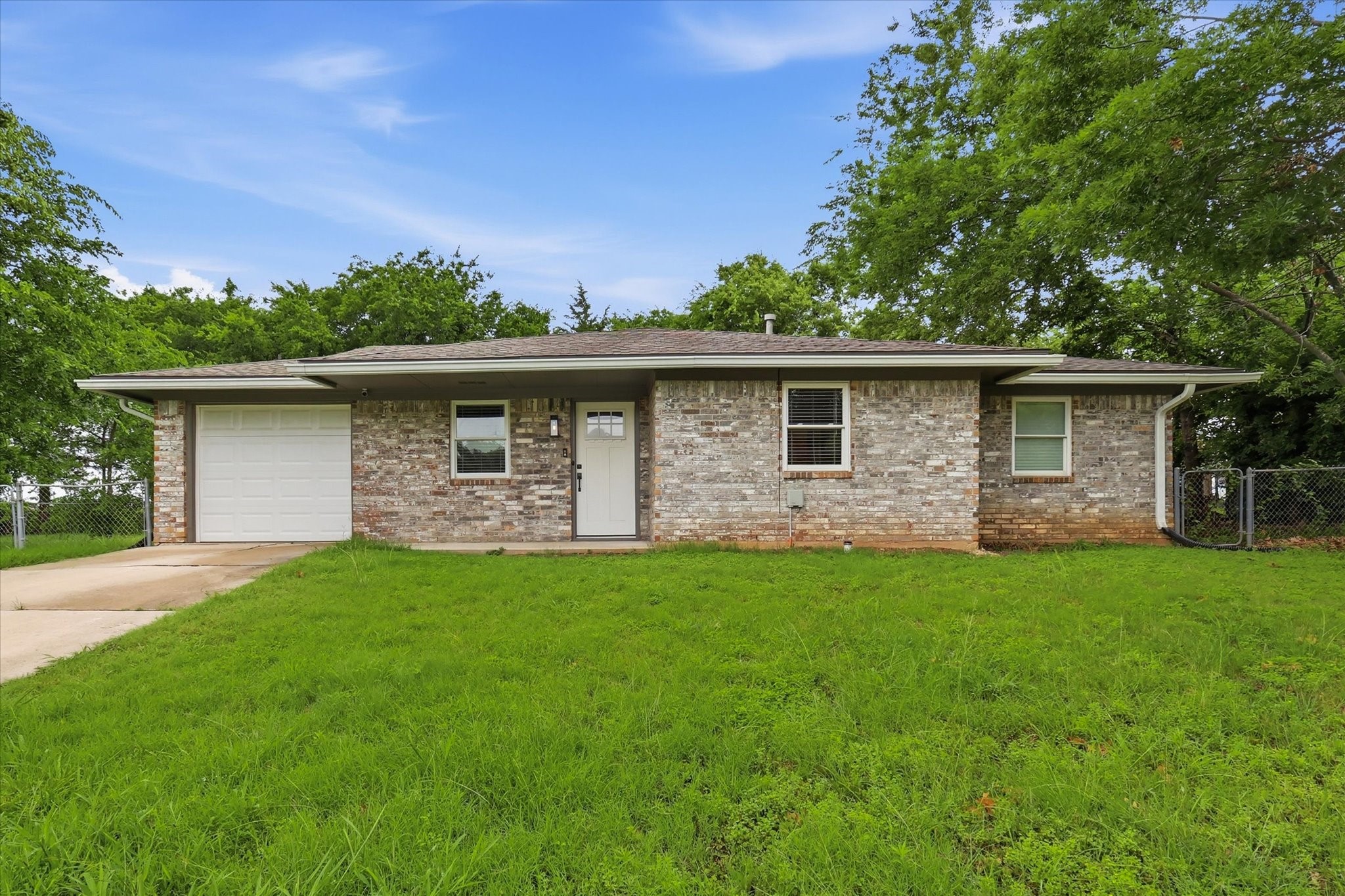 1701 Aster Street Gainesville TX 76240