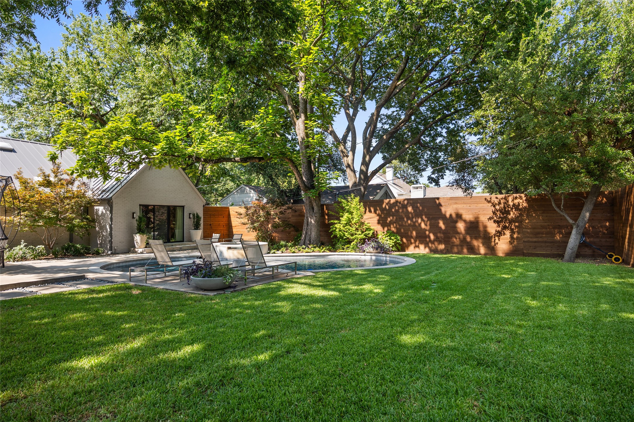 6027 Mimosa Lane Dallas TX 75230