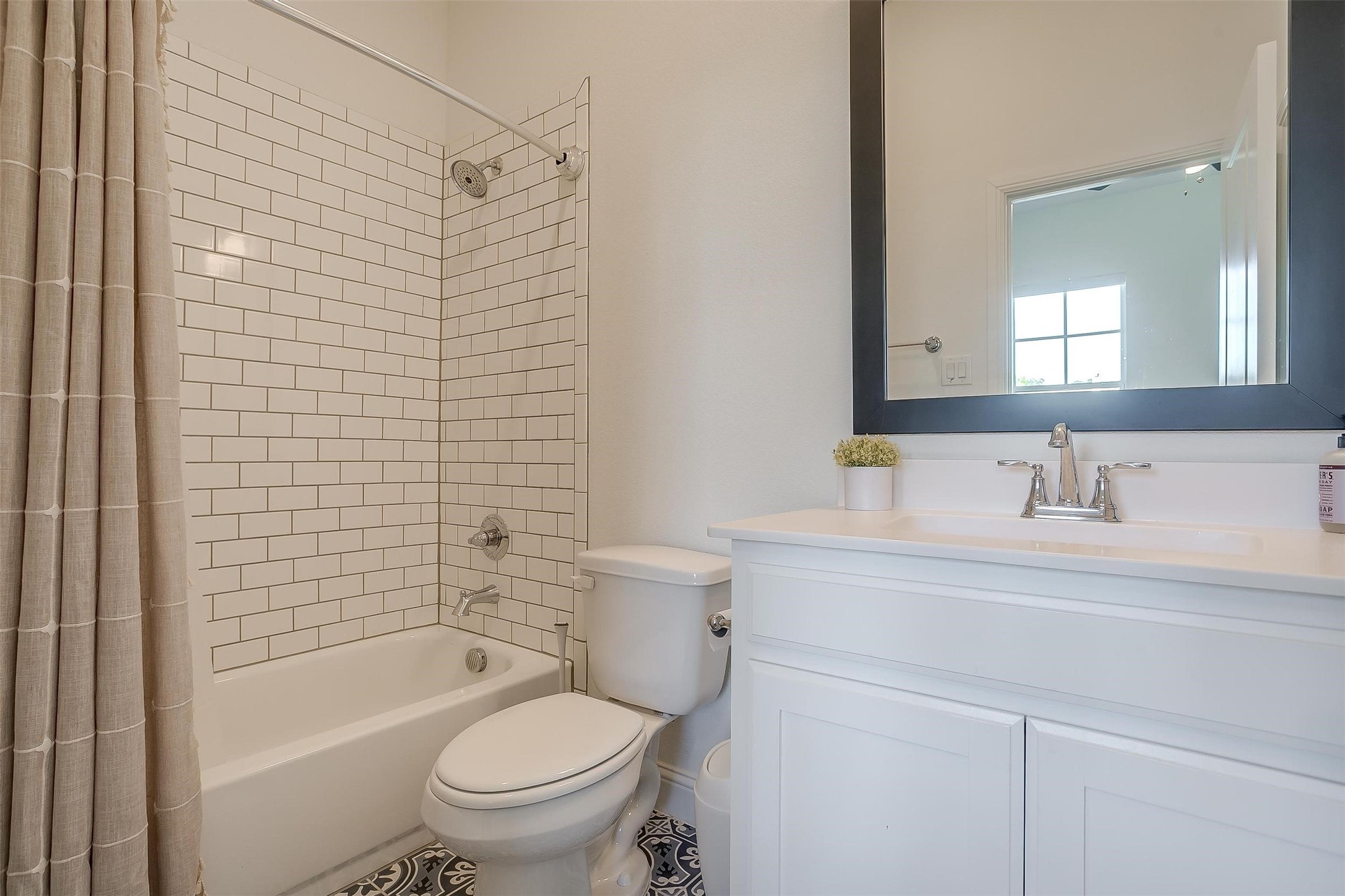 408 E Paddock Willow Park TX 76087