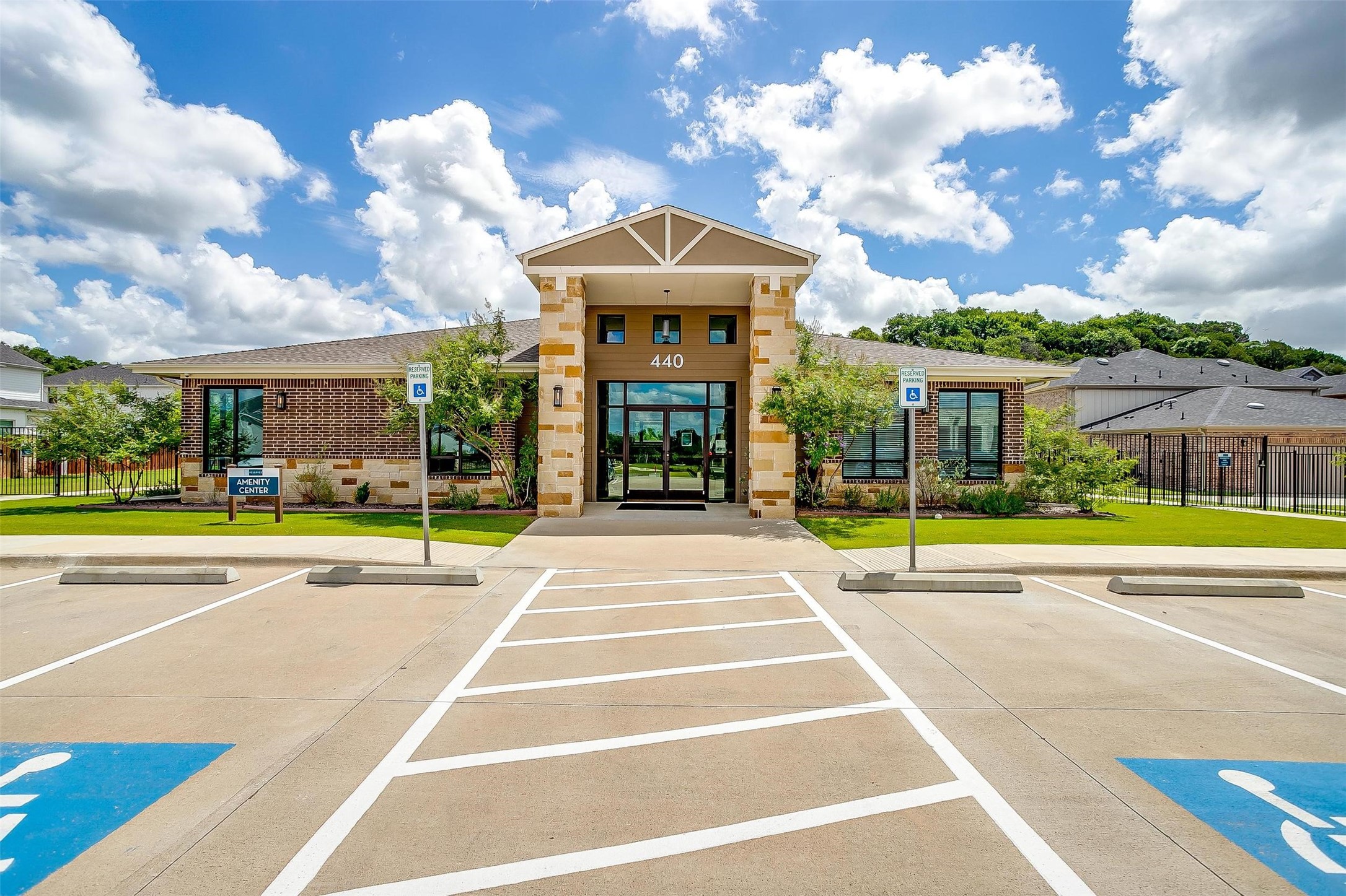 408 E Paddock Willow Park TX 76087