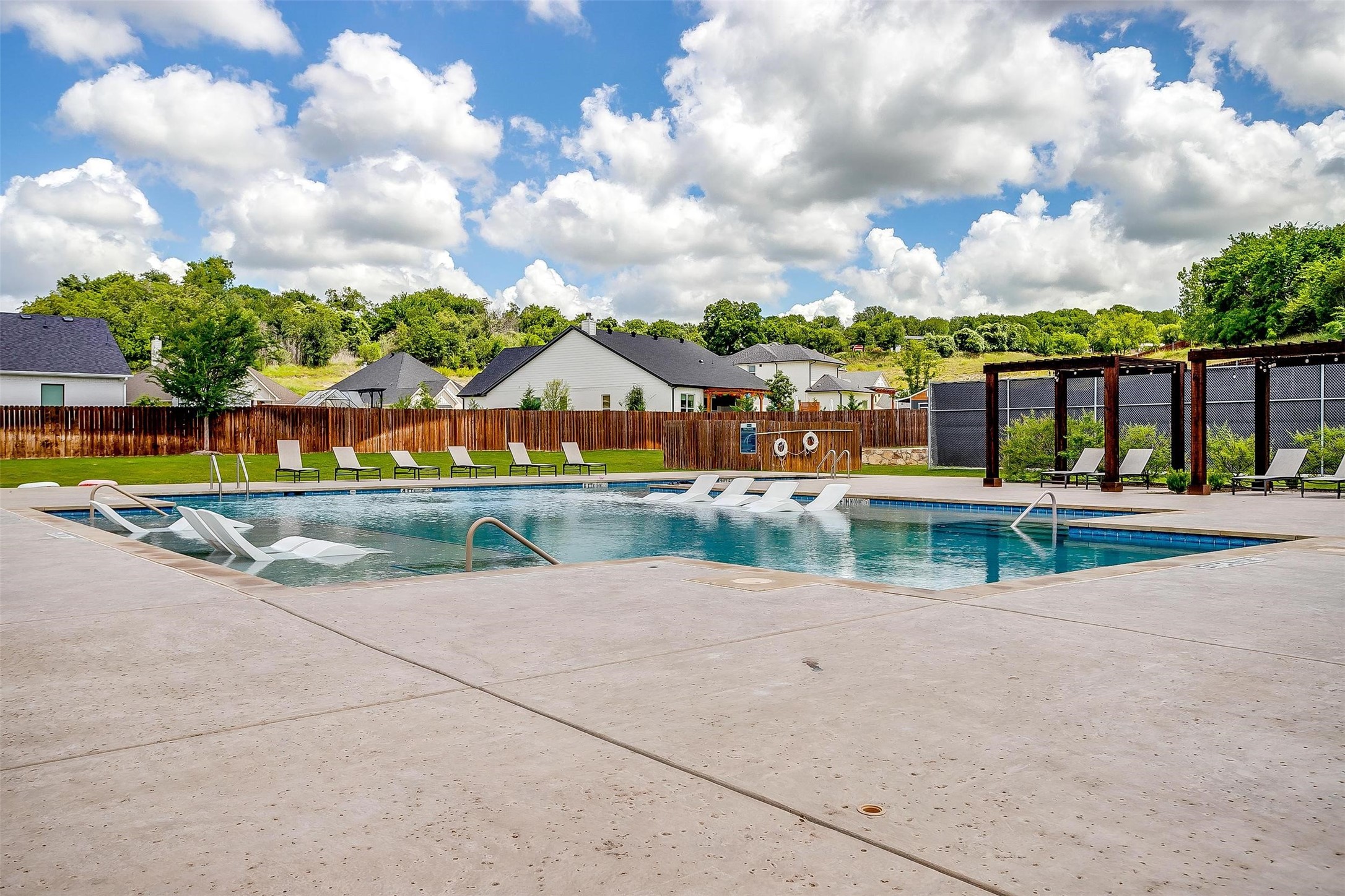 408 E Paddock Willow Park TX 76087