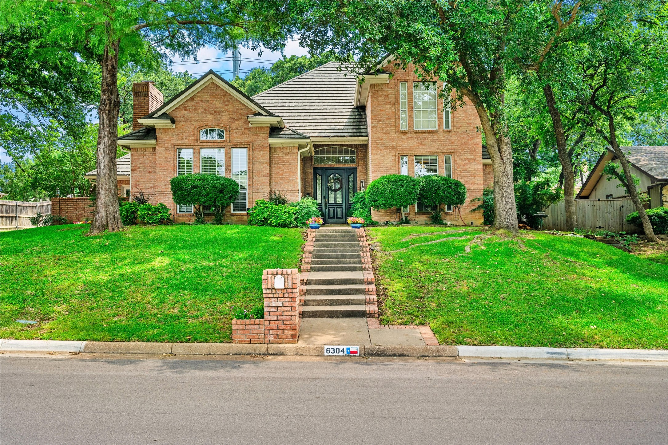 6304 Waterview Drive Arlington TX 76016