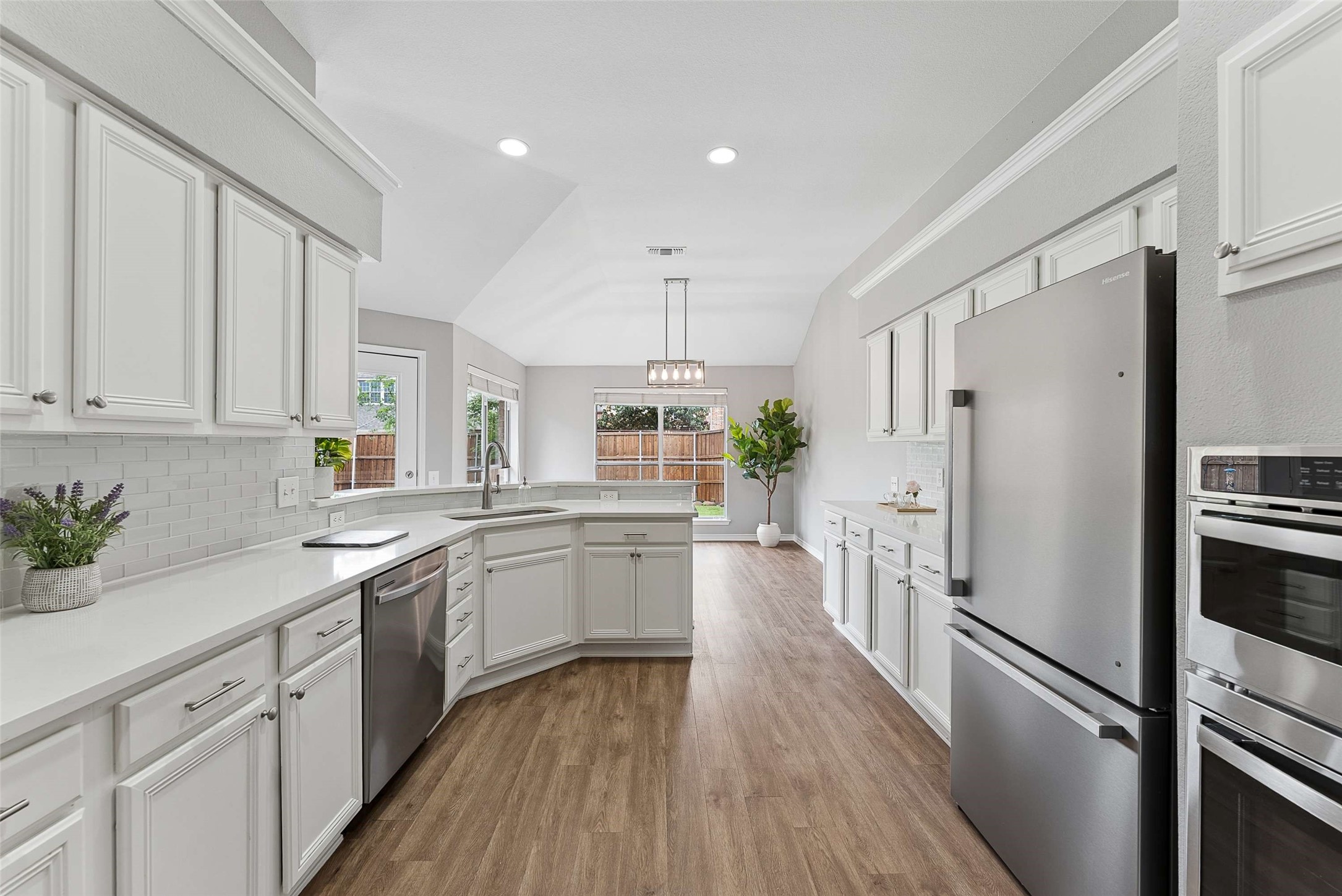 5806 Mckinley Lane Richardson TX 75082