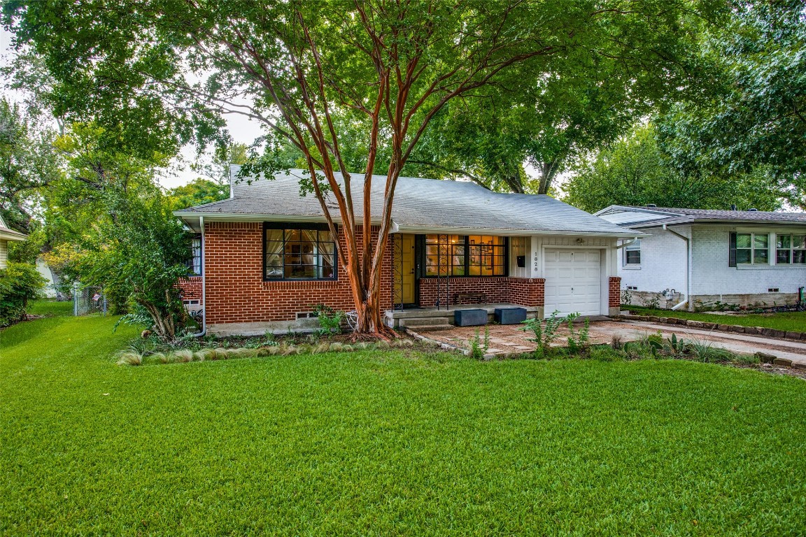 1828 Naylor Street Dallas TX 75228