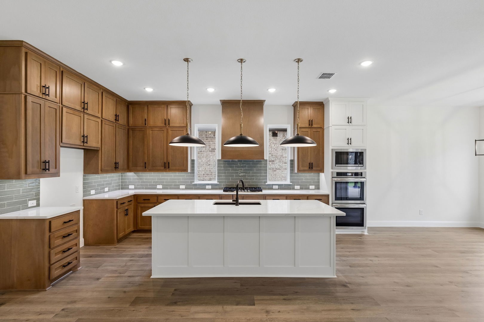 1009 Blue Mist Court Justin TX 76247