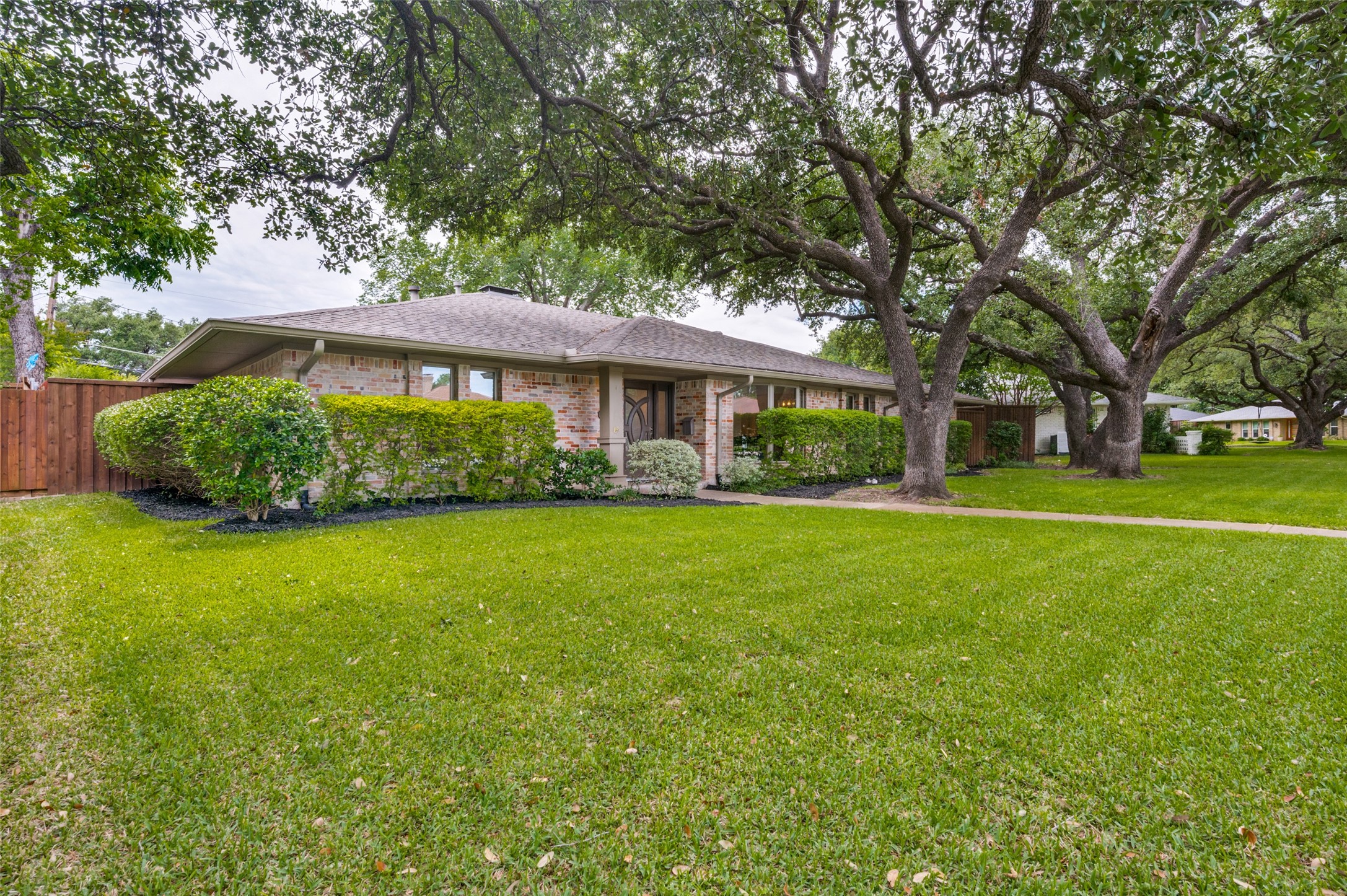 10111 Cromwell Drive Dallas TX 75229