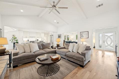 10111 Cromwell Drive Dallas TX 75229