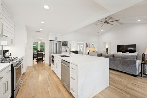 10111 Cromwell Drive Dallas TX 75229