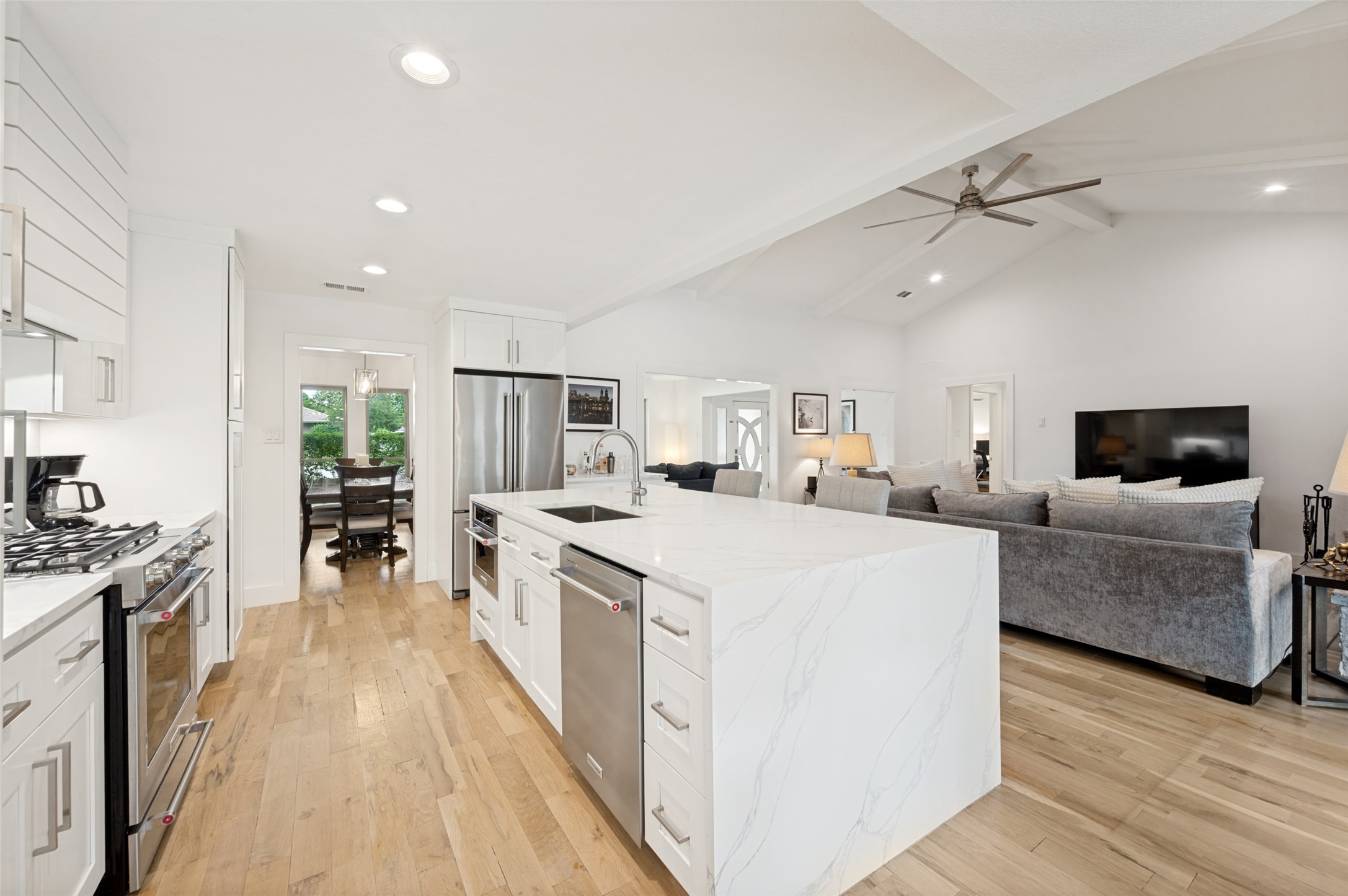 10111 Cromwell Drive Dallas TX 75229