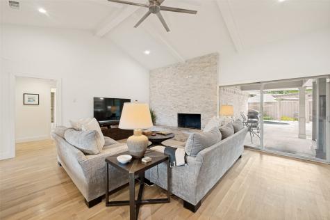10111 Cromwell Drive Dallas TX 75229
