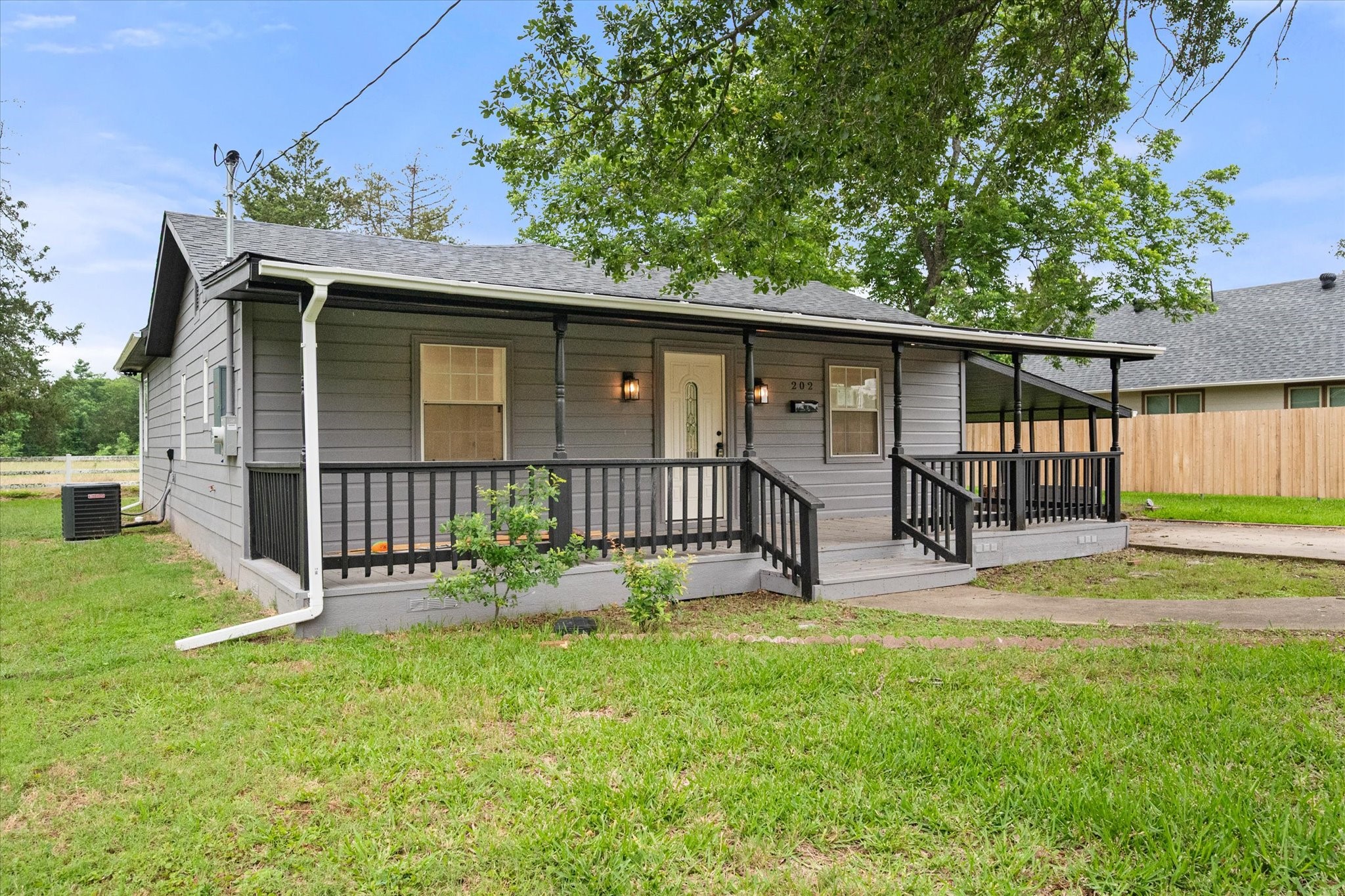 202 Roberts Road Teague TX 75860