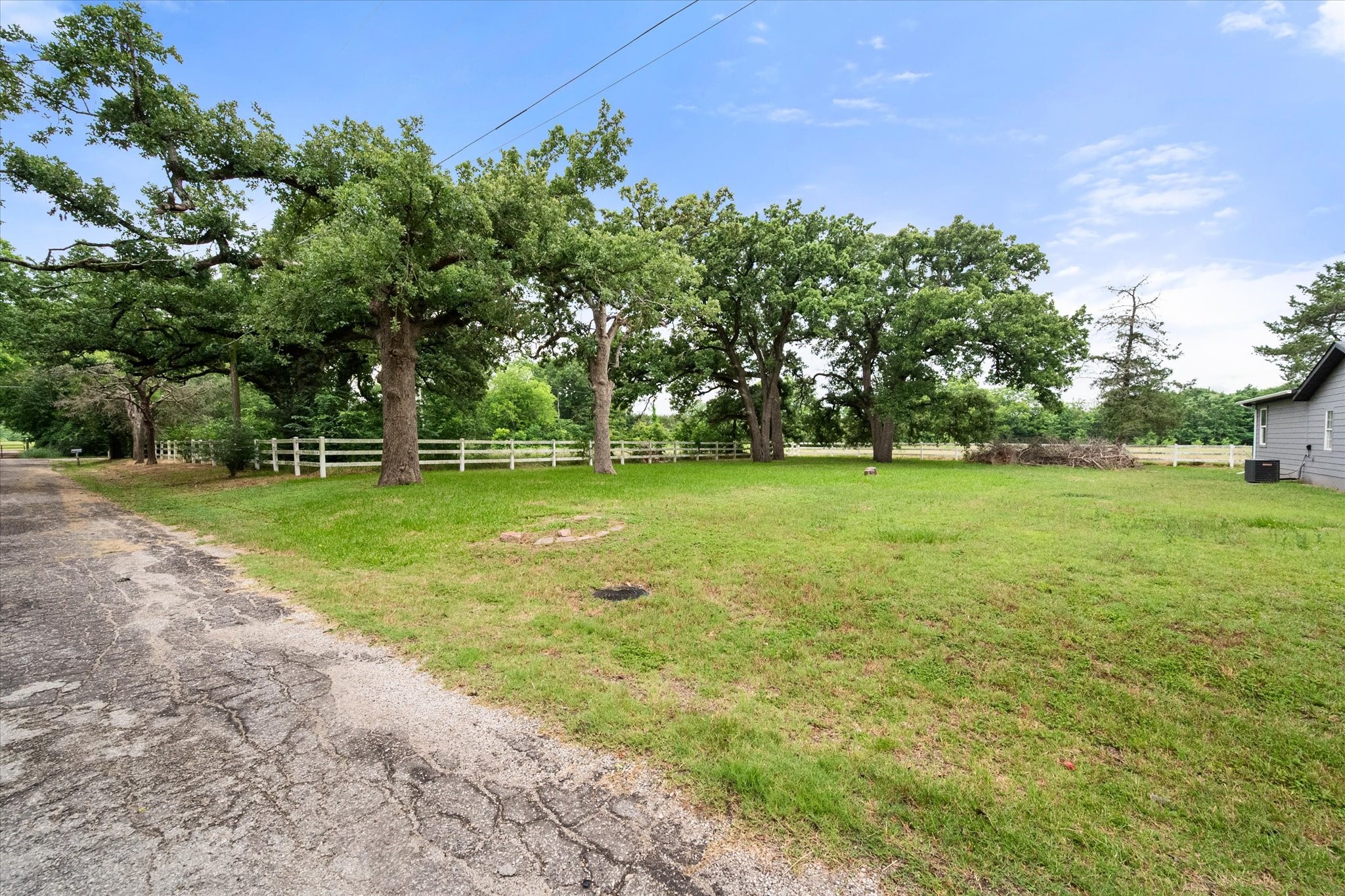 202 Roberts Road Teague TX 75860
