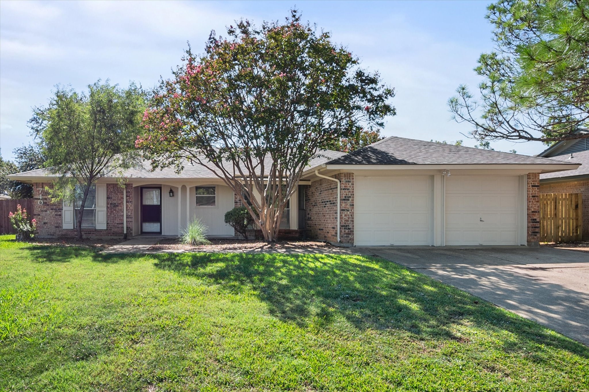 740 Danvers Lane Mansfield TX 76063