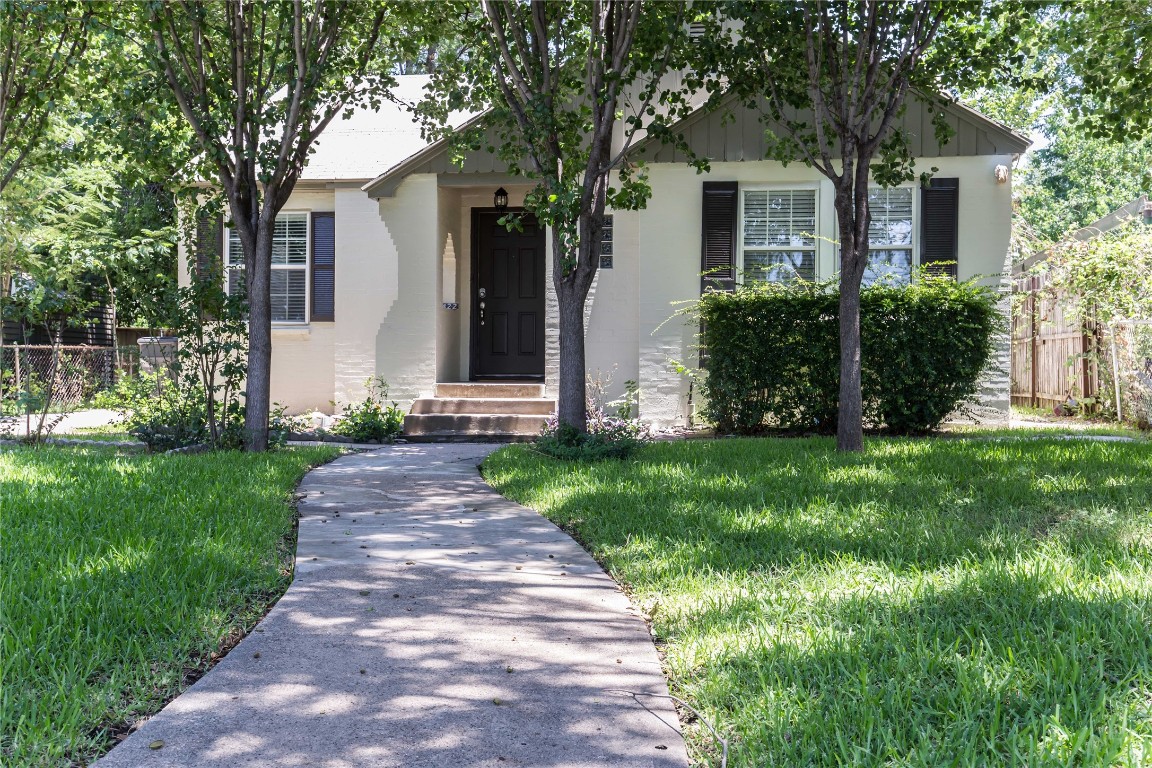 5422 Denton Drive Dallas TX 75235