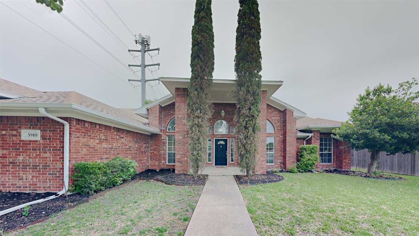 5910 Canterbury Drive Rowlett TX 75089
