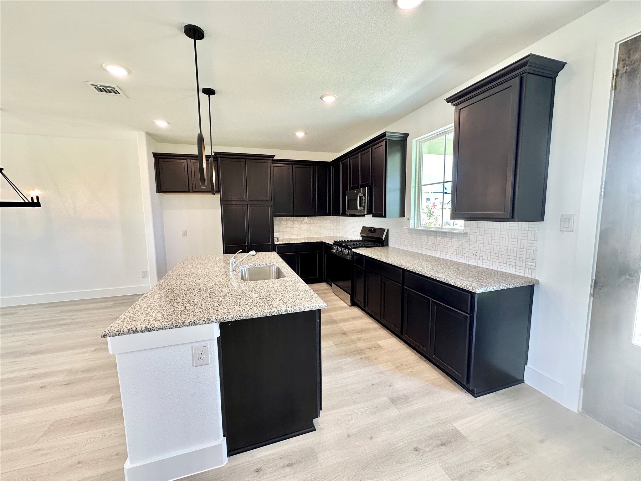 1355 Orange Blossom Court Gainesville TX 76240