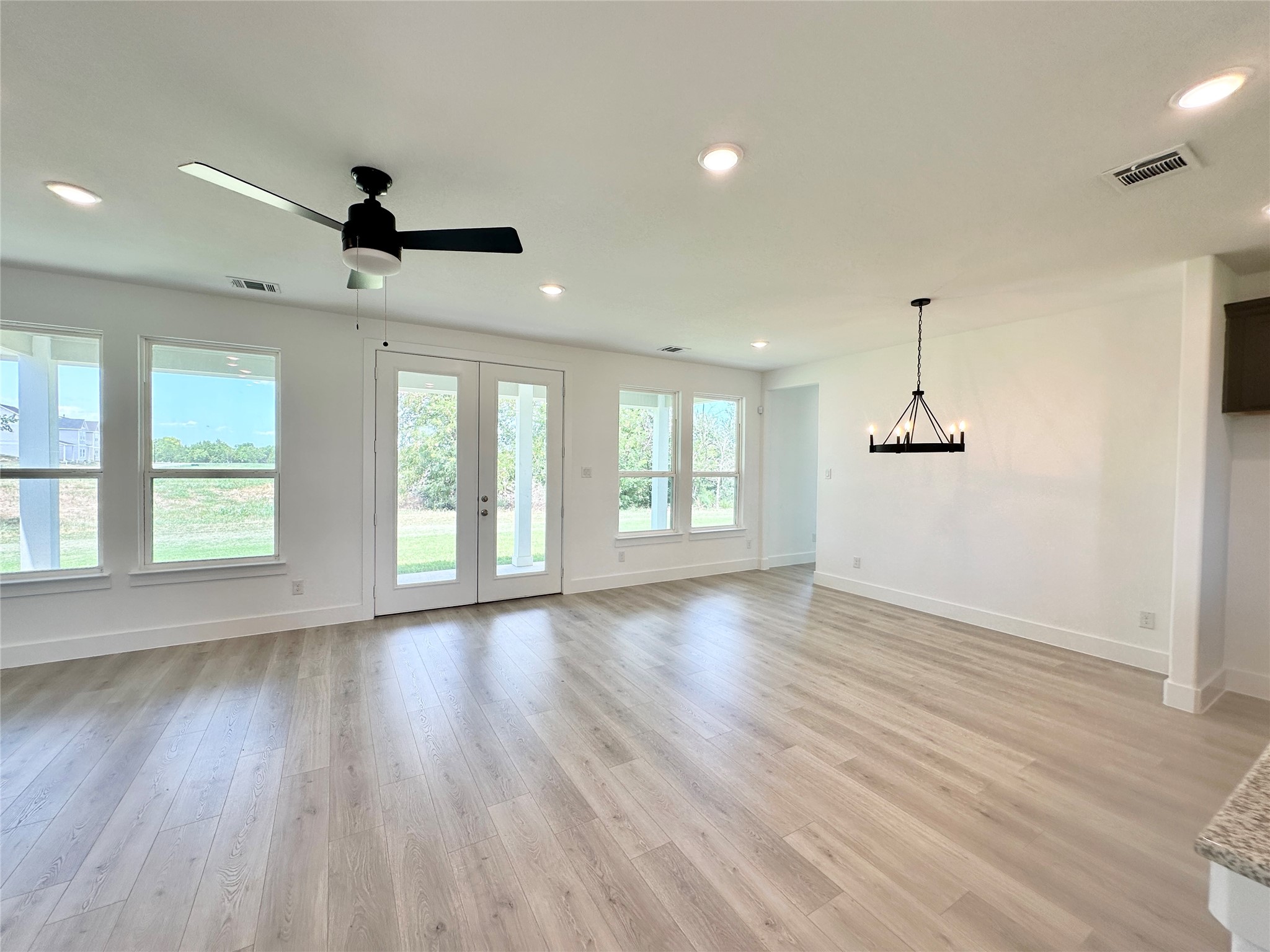 1355 Orange Blossom Court Gainesville TX 76240
