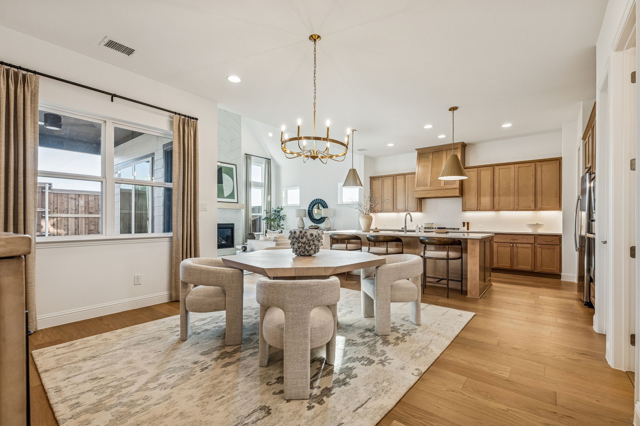 9356 Charlie Lane Dallas TX 75238