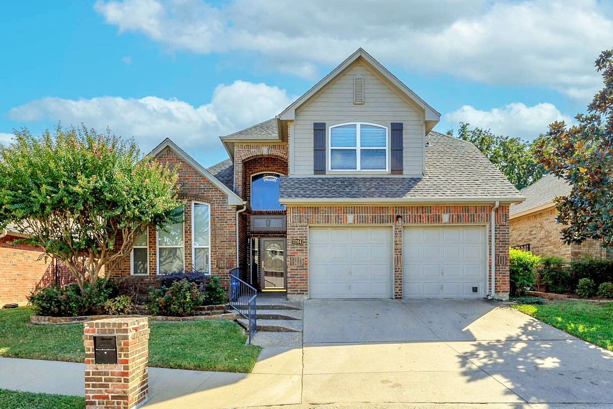 3204 Village Oak Drive Arlington TX 76017