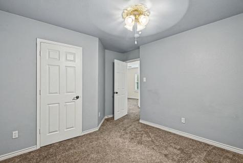5201 White Sands Drive Fort Worth TX 76137