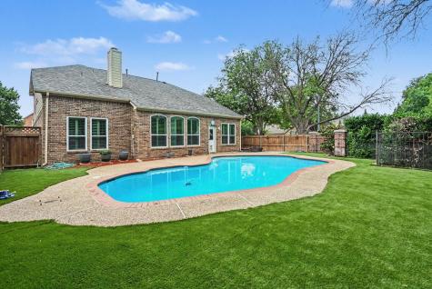 5201 White Sands Drive Fort Worth TX 76137