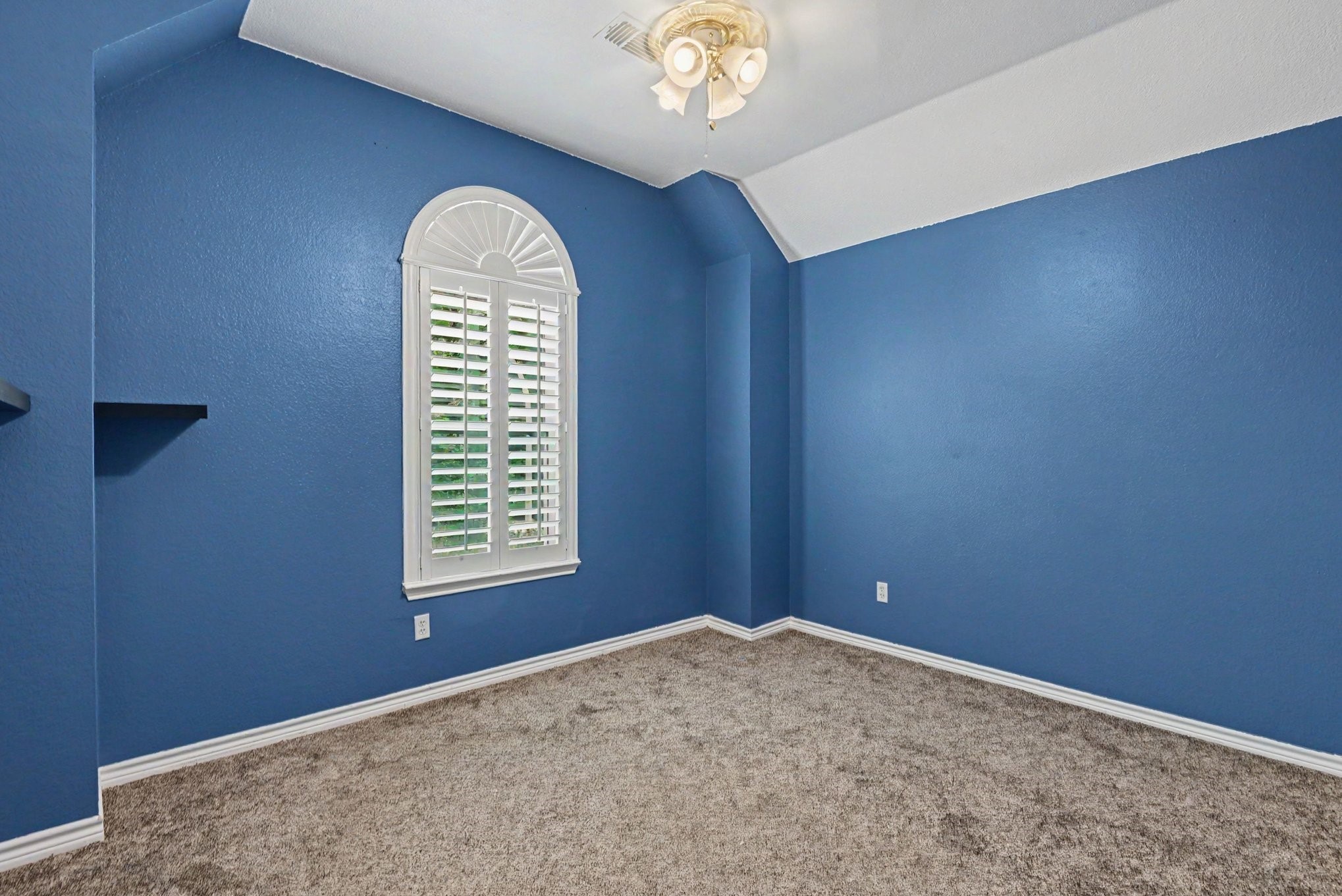5201 White Sands Drive Fort Worth TX 76137