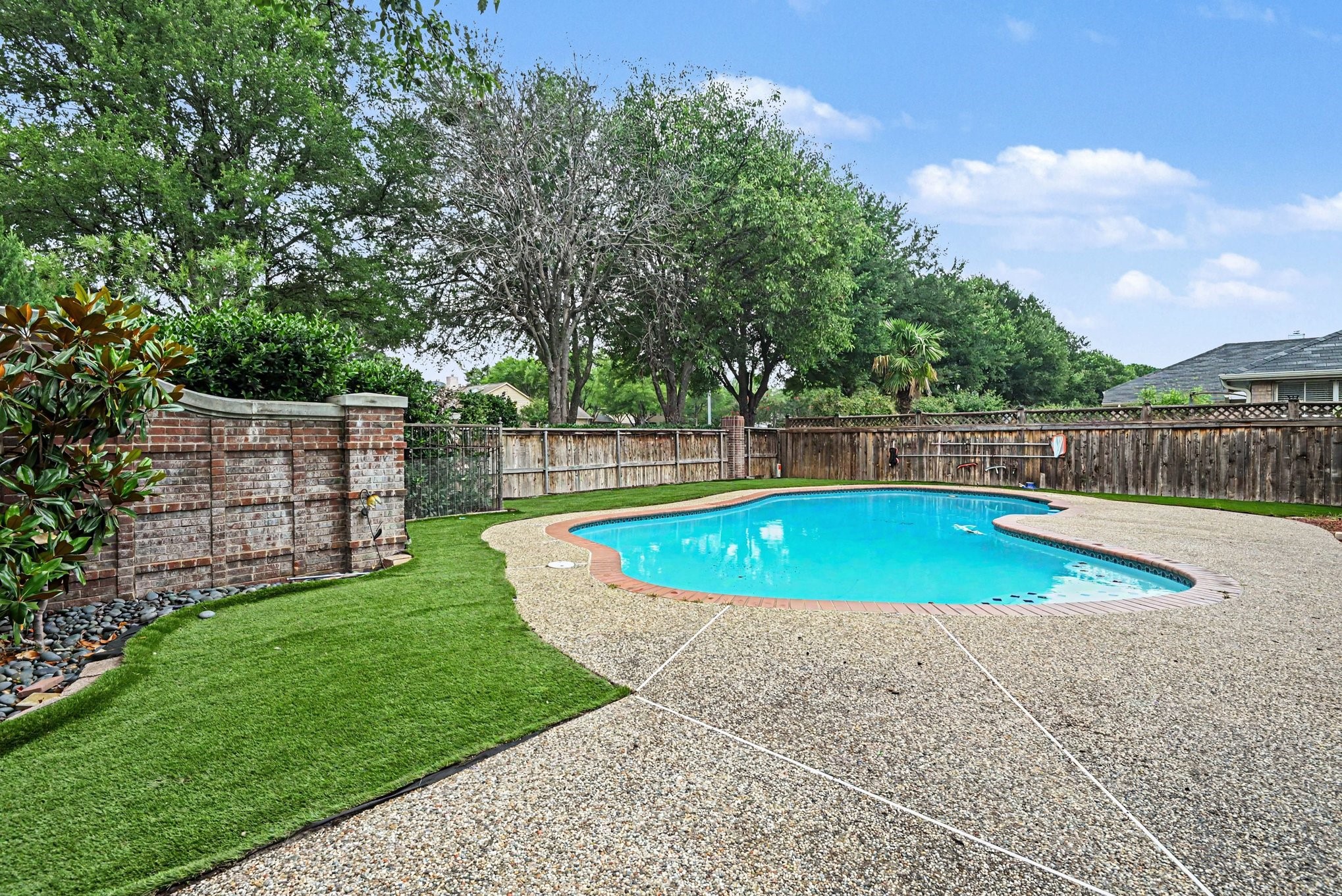 5201 White Sands Drive Fort Worth TX 76137
