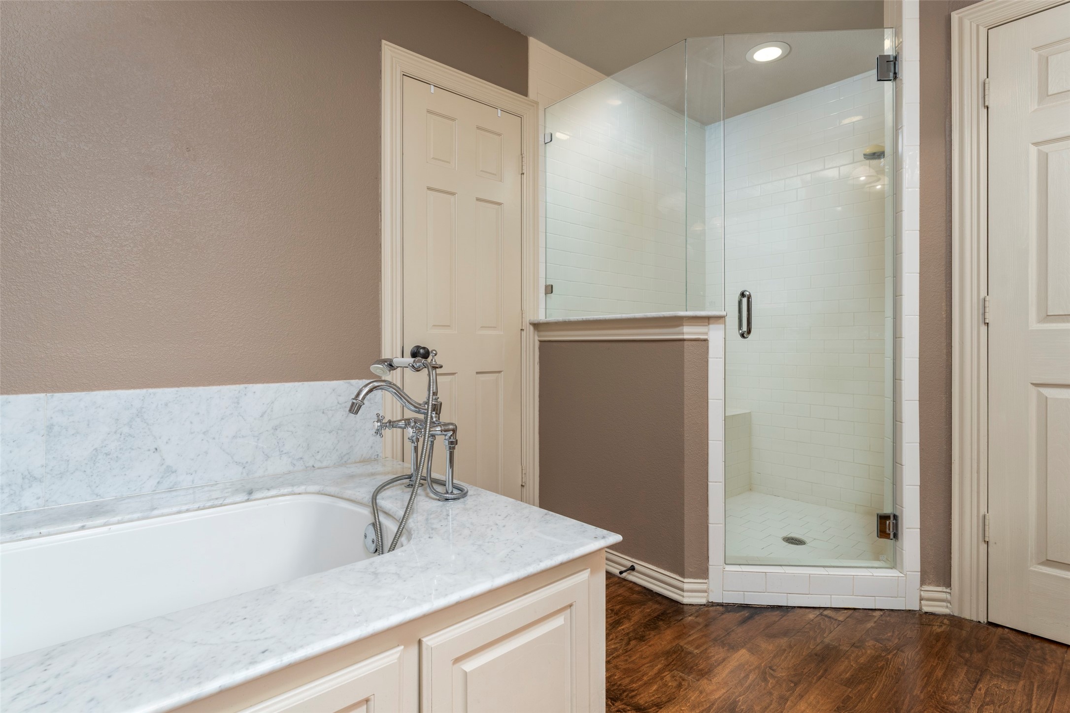 2403 Casey Court Arlington TX 76013