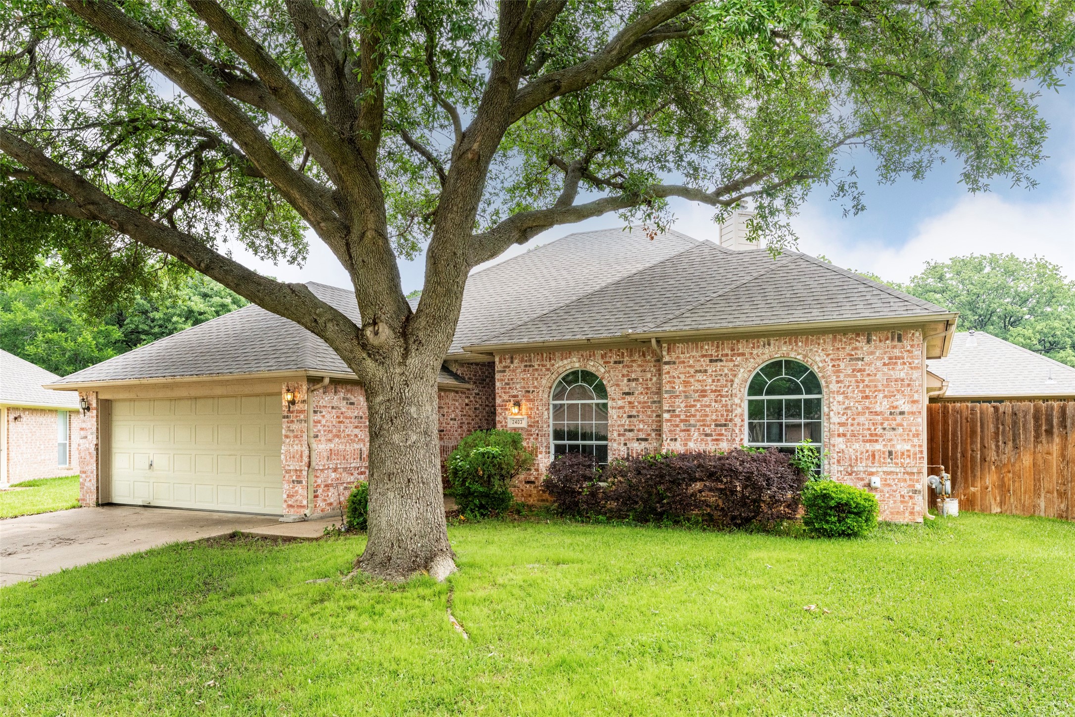 2403 Casey Court Arlington TX 76013