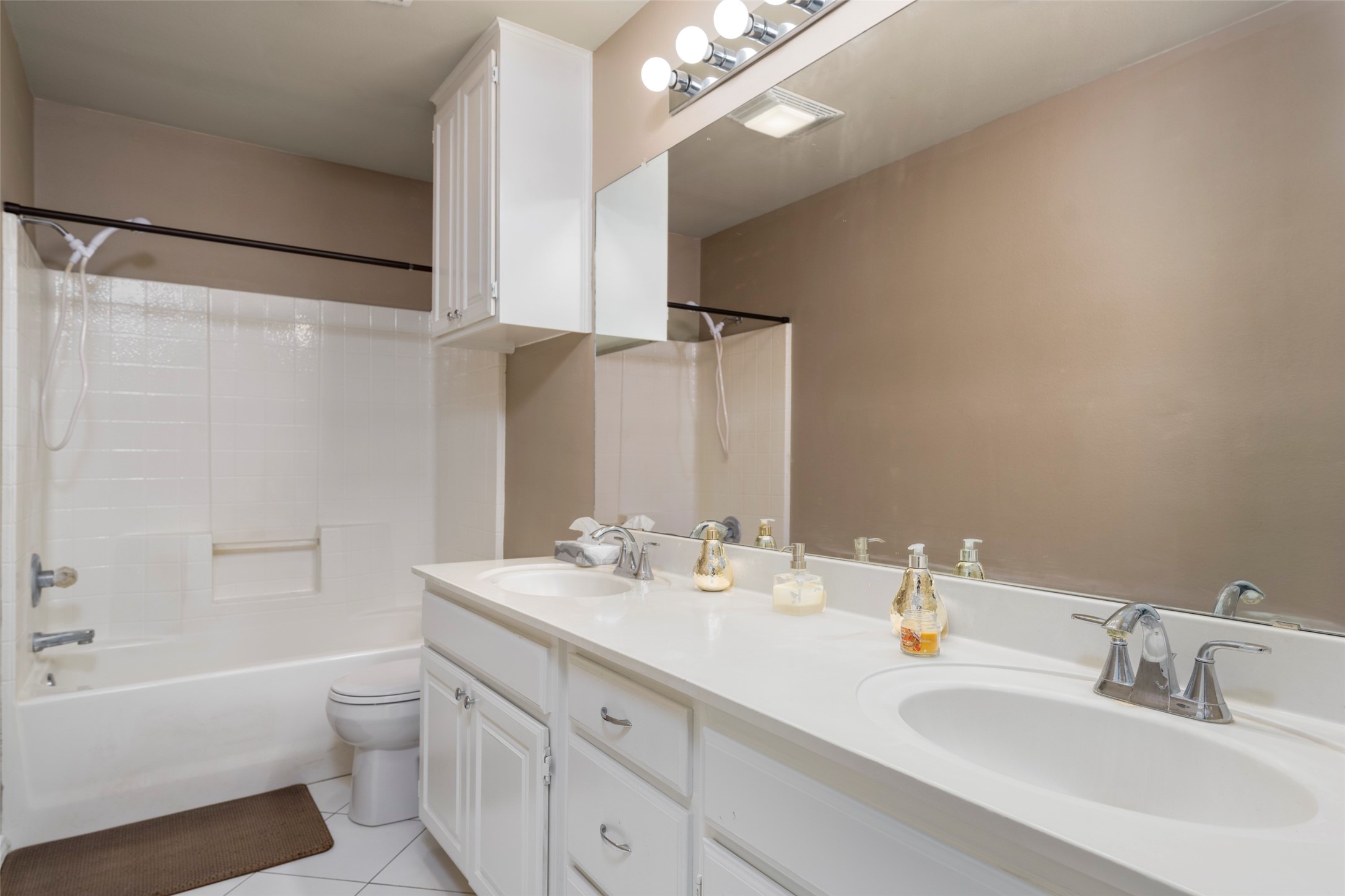 2403 Casey Court Arlington TX 76013