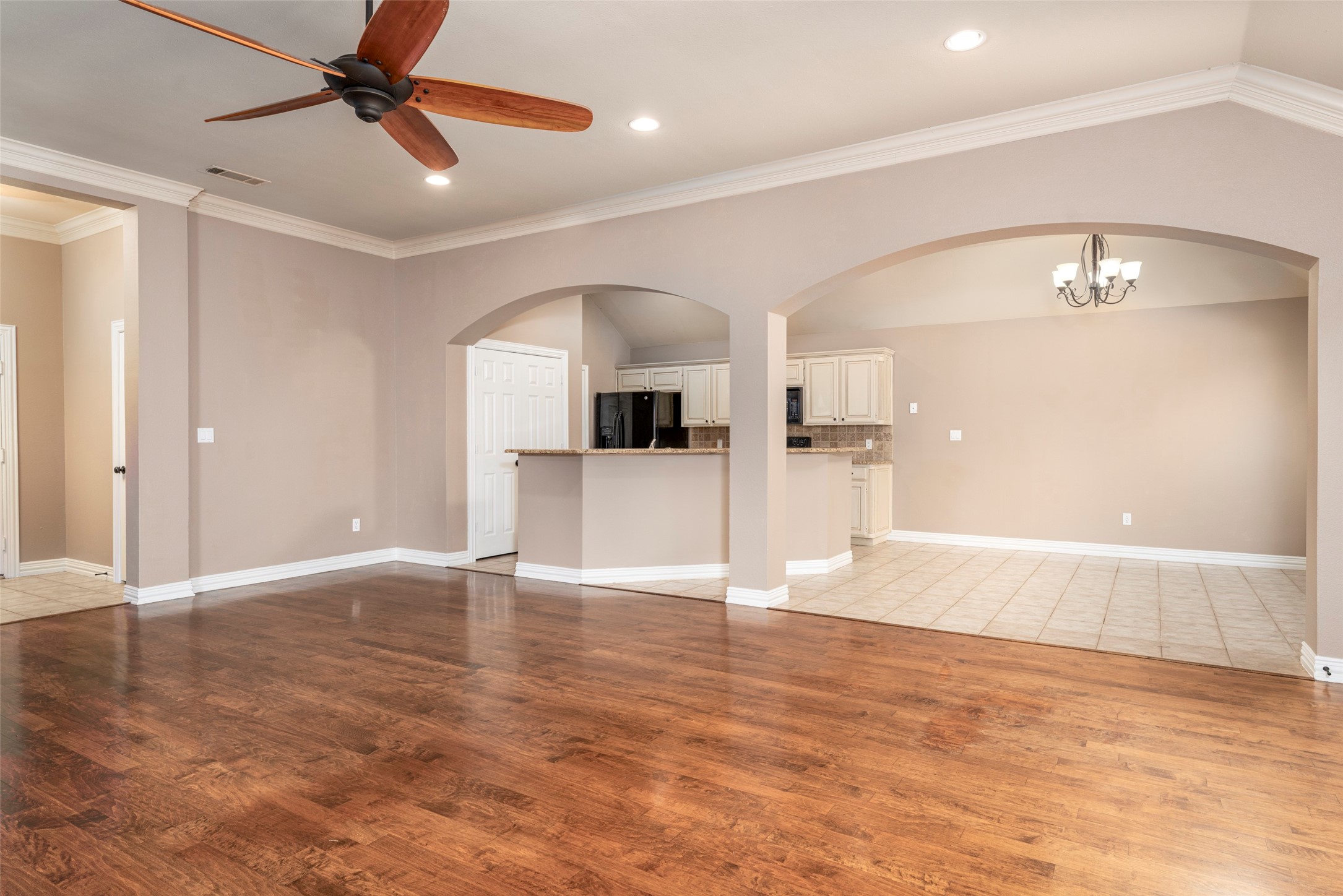2403 Casey Court Arlington TX 76013