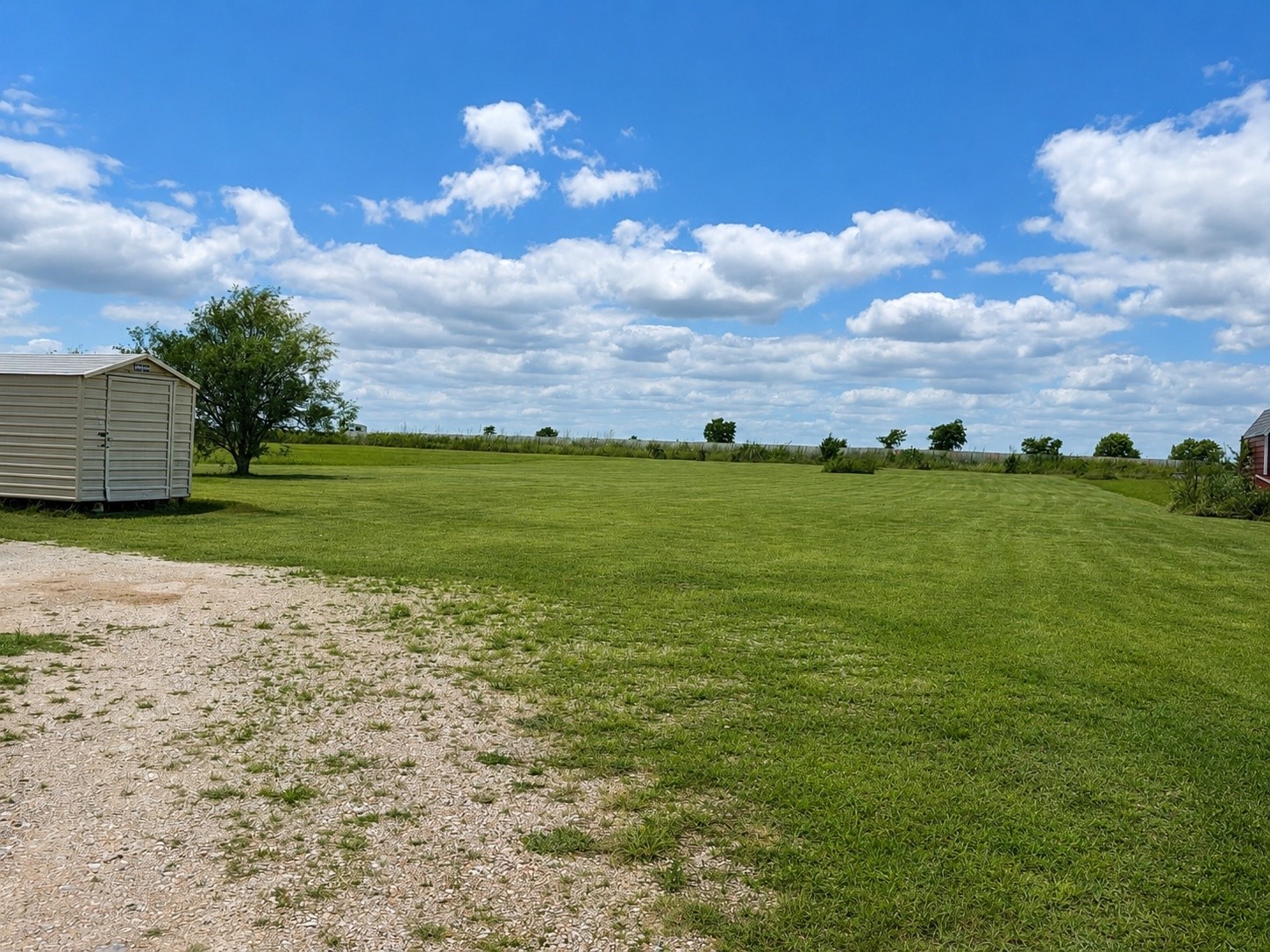 2515 Us Highway 77 Highway Lott TX 76656