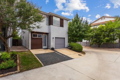 1011 Gallivant Lane Dallas TX 75218