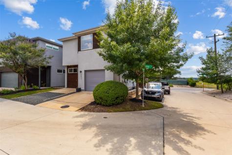 1011 Gallivant Lane Dallas TX 75218