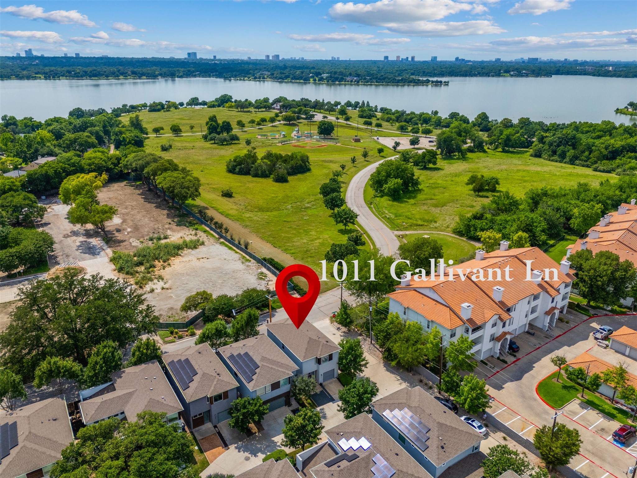 1011 Gallivant Lane Dallas TX 75218